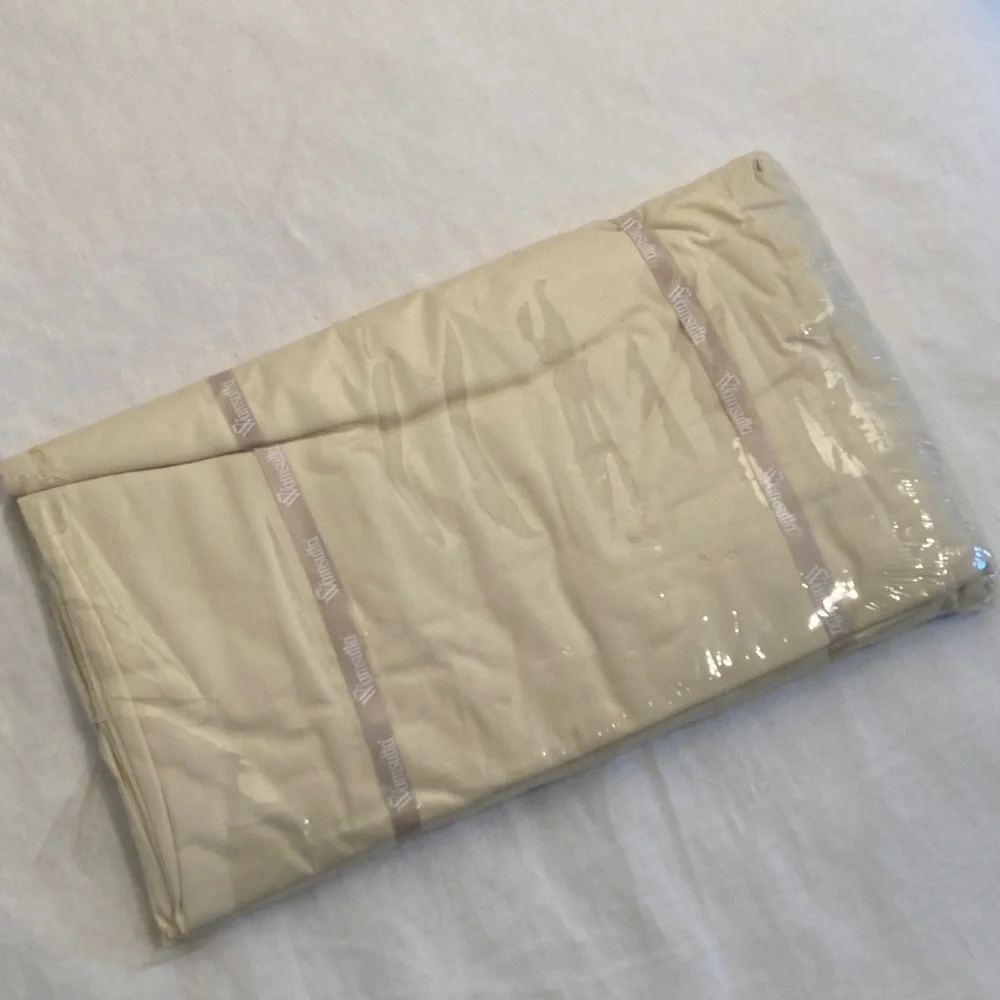 Wamsutta Supercale Cream twin Fitted Sheet in package